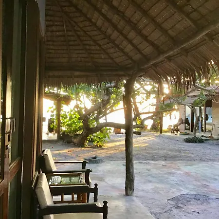 La Ong Lay Hotel Koh Phayam Exterior photo